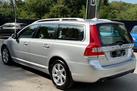 Volvo V70 D5 SE LUX - BLIS - FAMILY PACK - LDW - 8 SERVICES RECORDED 2