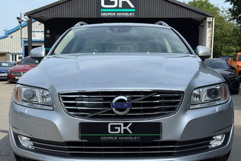 Volvo V70 D5 SE LUX - BLIS - FAMILY PACK - LDW - 8 SERVICES RECORDED 12