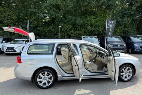 Volvo V70 D5 SE LUX - BLIS - FAMILY PACK - LDW - 8 SERVICES RECORDED 22