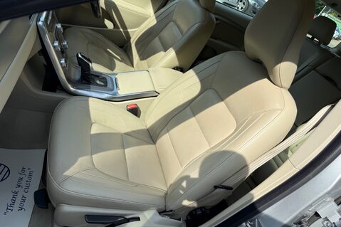 Volvo V70 D5 SE LUX - BLIS - FAMILY PACK - LDW - 8 SERVICES RECORDED 24