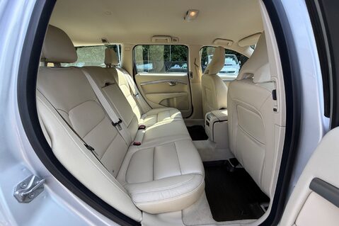 Volvo V70 D5 SE LUX - BLIS - FAMILY PACK - LDW - 8 SERVICES RECORDED 27
