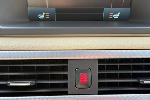 Volvo V70 D5 SE LUX - BLIS - FAMILY PACK - LDW - 8 SERVICES RECORDED 45