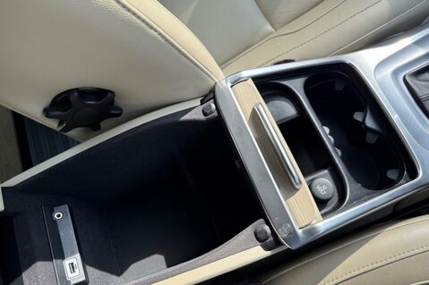Volvo V70 D5 SE LUX - BLIS - FAMILY PACK - LDW - 8 SERVICES RECORDED 51