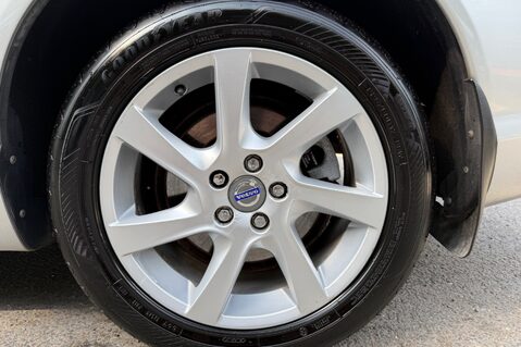 Volvo V70 D5 SE LUX - BLIS - FAMILY PACK - LDW - 8 SERVICES RECORDED 61