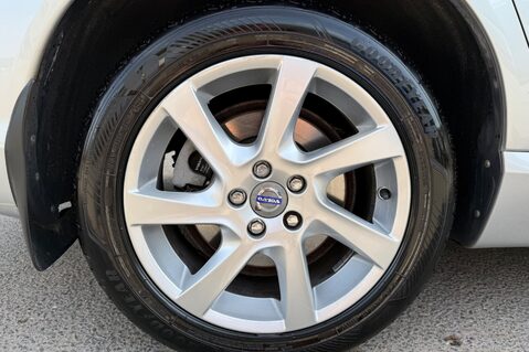 Volvo V70 D5 SE LUX - BLIS - FAMILY PACK - LDW - 8 SERVICES RECORDED 62