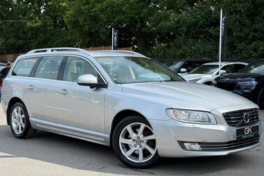 Volvo V70 D5 SE LUX - BLIS - FAMILY PACK - LDW - 8 SERVICES RECORDED