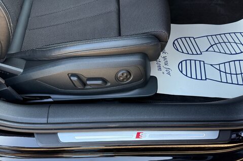 Audi A4 TFSI S LINE -£6K EXTRAS -B&O -VIRTUAL COCKPIT -KEYLESS -TECH PACK 39
