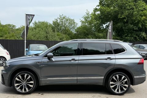 Volkswagen Tiguan Allspace R-LINE TECH TDI DSG - FULL LEATHER INTERIOR - 7 SEATER  11