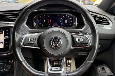 Volkswagen Tiguan Allspace R-LINE TECH TDI DSG - FULL LEATHER INTERIOR - 7 SEATER  12
