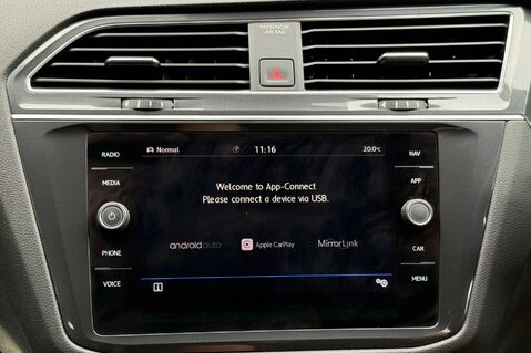 Volkswagen Tiguan Allspace R-LINE TECH TDI DSG - FULL LEATHER INTERIOR - 7 SEATER  43
