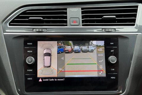 Volkswagen Tiguan Allspace R-LINE TECH TDI DSG - FULL LEATHER INTERIOR - 7 SEATER  44