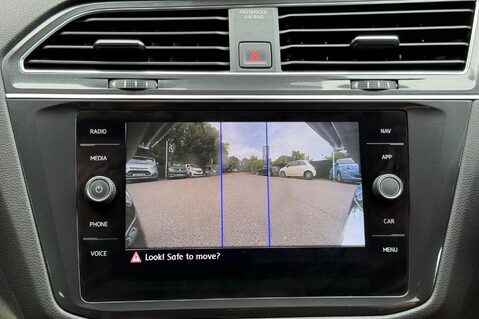 Volkswagen Tiguan Allspace R-LINE TECH TDI DSG - FULL LEATHER INTERIOR - 7 SEATER  47