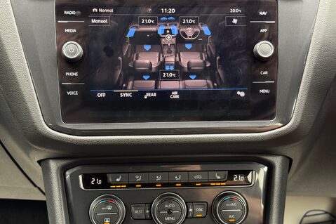 Volkswagen Tiguan Allspace R-LINE TECH TDI DSG - FULL LEATHER INTERIOR - 7 SEATER  50