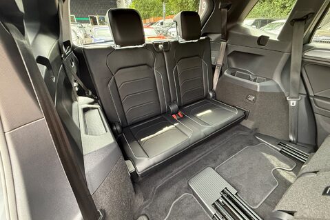 Volkswagen Tiguan Allspace R-LINE TECH TDI DSG - FULL LEATHER INTERIOR - 7 SEATER  62
