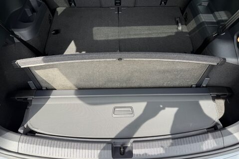 Volkswagen Tiguan Allspace R-LINE TECH TDI DSG - FULL LEATHER INTERIOR - 7 SEATER  67