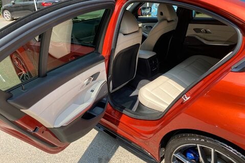 BMW 3 Series 330E M SPORT PHEV -HARMAN KARDON -PLUS PACK -TECH PACK -SUNSET ORANGE 34