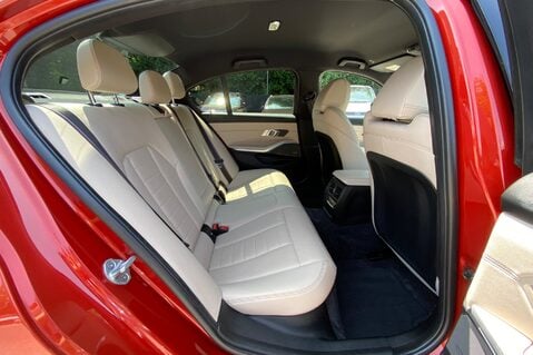 BMW 3 Series 330E M SPORT PHEV -HARMAN KARDON -PLUS PACK -TECH PACK -SUNSET ORANGE 13