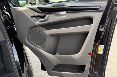 Ford Transit Custom 320 MS-RT AUTOMATIC CREW VAN - NO VAT - 5 SEATER -TAILGATE - RARE - WETBELT 32