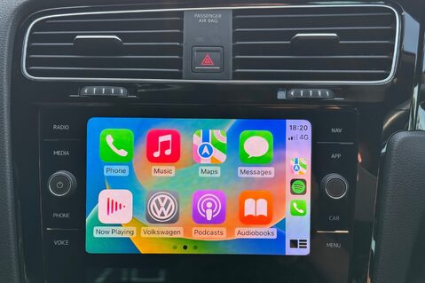 Volkswagen Golf R TSI DSG -2 OWNERS - DCC - APPLE CAR PLAY  7