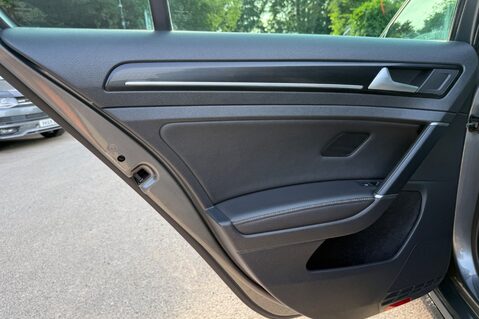 Volkswagen Golf R TSI DSG -2 OWNERS - DCC - APPLE CAR PLAY  23