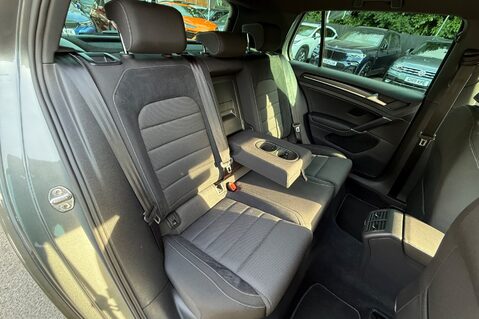 Volkswagen Golf R TSI DSG -2 OWNERS - DCC - APPLE CAR PLAY  25