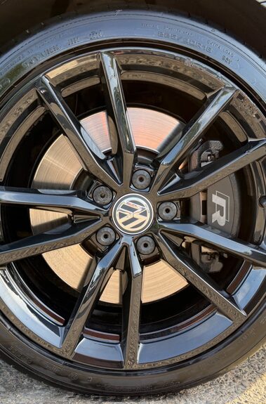 Volkswagen Golf R TSI DSG -2 OWNERS - DCC - APPLE CAR PLAY  