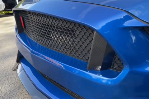 Ford Mustang GT - AIR RIDE -LOUDEST MUSTANG -VOSSEN ALLOYS -CARBON FIBRE BODYKIT -UNIQUE 17