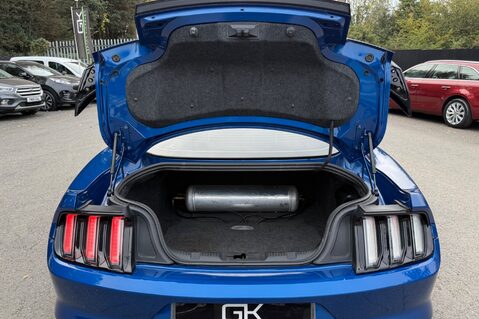 Ford Mustang GT - AIR RIDE -LOUDEST MUSTANG -VOSSEN ALLOYS -CARBON FIBRE BODYKIT -UNIQUE 24