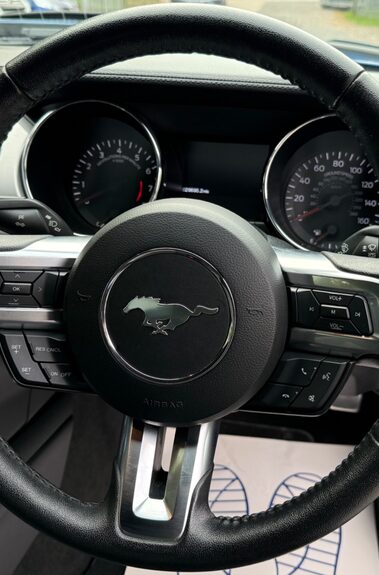 Ford Mustang GT - AIR RIDE -LOUDEST MUSTANG -VOSSEN ALLOYS -CARBON FIBRE BODYKIT -UNIQUE 