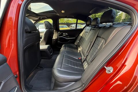 BMW 3 Series 320I M SPORT 25