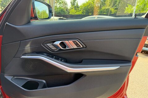 BMW 3 Series 320I M SPORT 36