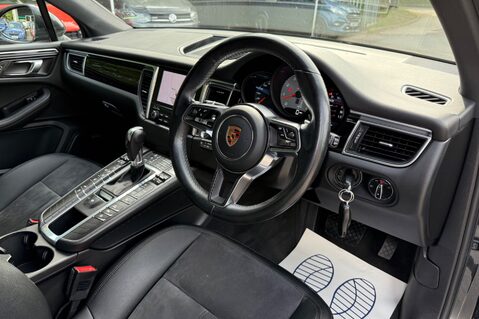 Porsche Macan S PDK -BOSE -SURROUND VIEW CAMERAS -LANE ASSIST -HEATED SEATS 14