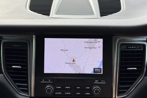 Porsche Macan S PDK -BOSE -SURROUND VIEW CAMERAS -LANE ASSIST -HEATED SEATS 37