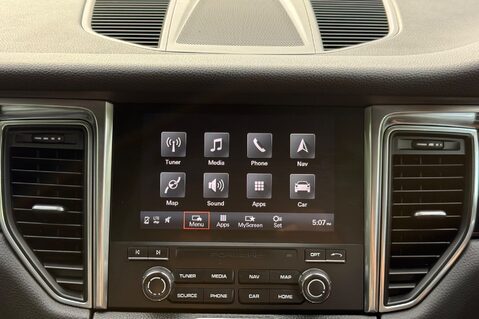 Porsche Macan S PDK -BOSE -SURROUND VIEW CAMERAS -LANE ASSIST -HEATED SEATS 44