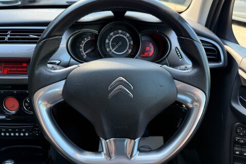 Citroen C3 EXCLUSIVE AUTOMATIC - PANORAMIC WINDSCREEN - ULEZ COMPLIANT 8