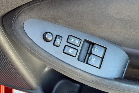 Nissan 370Z V6 GT AUTOMATIC - VERY RARE CAR - CAMERA - BOSE 27