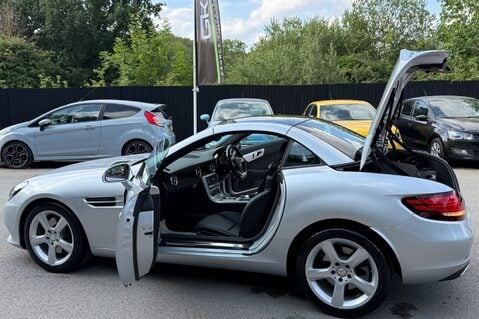 Mercedes-Benz SLC SLC 250 D SPORT - AIRSCARF -HEATED SEATS - SAT NAV 19