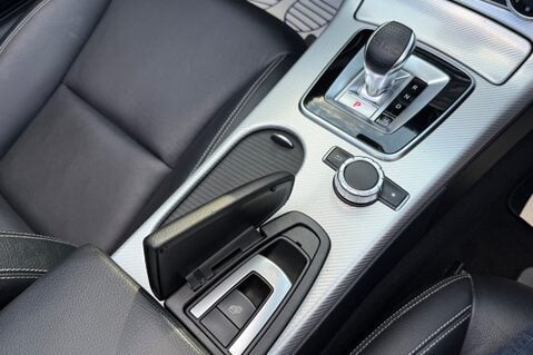 Mercedes-Benz SLC SLC 250 D SPORT - AIRSCARF -HEATED SEATS - SAT NAV 39