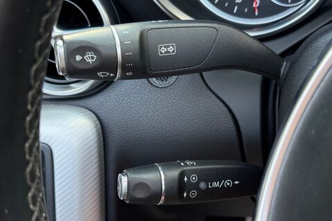 Mercedes-Benz SLC SLC 250 D SPORT - AIRSCARF -HEATED SEATS - SAT NAV 46