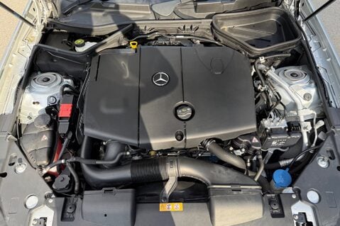 Mercedes-Benz SLC SLC 250 D SPORT - AIRSCARF -HEATED SEATS - SAT NAV 51