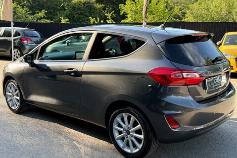 Ford Fiesta TITANIUM 3