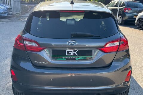 Ford Fiesta TITANIUM 4