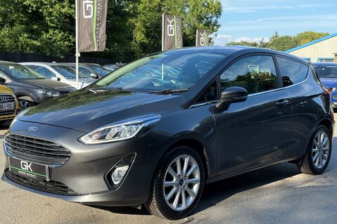 Ford Fiesta TITANIUM 7
