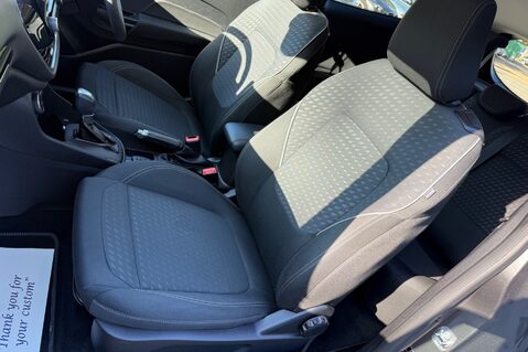 Ford Fiesta TITANIUM 13