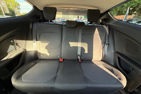Ford Fiesta TITANIUM 20