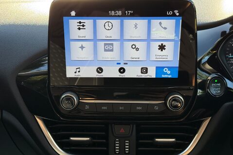 Ford Fiesta TITANIUM 31