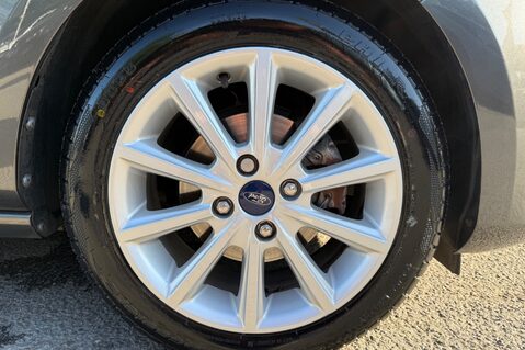 Ford Fiesta TITANIUM 47