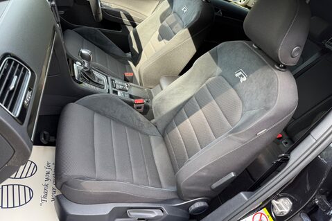 Volkswagen Golf R TSI 4MOTION DSG -CAMERA -SPIELBERG ALLOYS -APPLE CARPLAY -KEYLESS 22