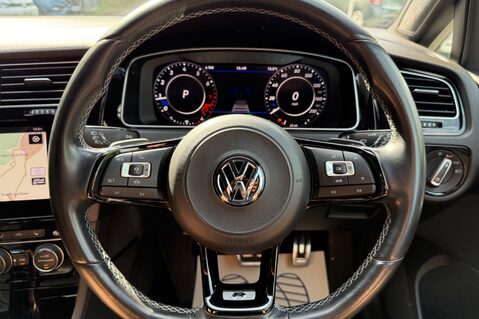 Volkswagen Golf R TSI 4MOTION DSG -CAMERA -SPIELBERG ALLOYS -APPLE CARPLAY -KEYLESS 7