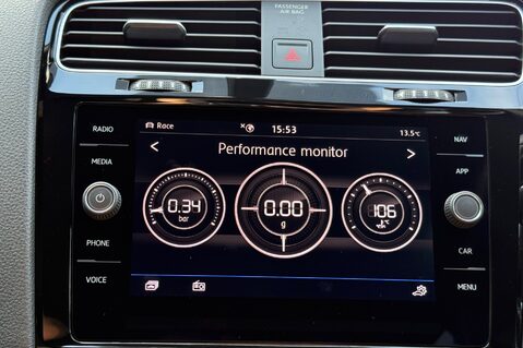 Volkswagen Golf R TSI 4MOTION DSG -CAMERA -SPIELBERG ALLOYS -APPLE CARPLAY -KEYLESS 42